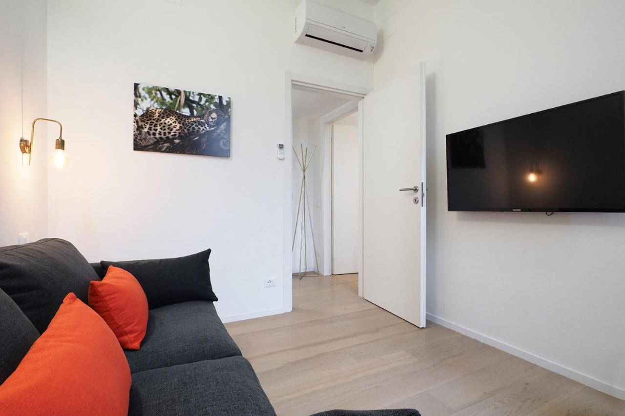 Contempora Apartments - Turati 3 One Bedroom Apartment ミラノ エクステリア 写真